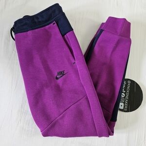 Nike Sportswear Tech Fleece Big Kids Joggers Purple HV5869-505 Size XLarge